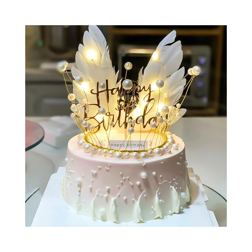 Gâteau d'anniversaire romantique Starlight couronne de plumes