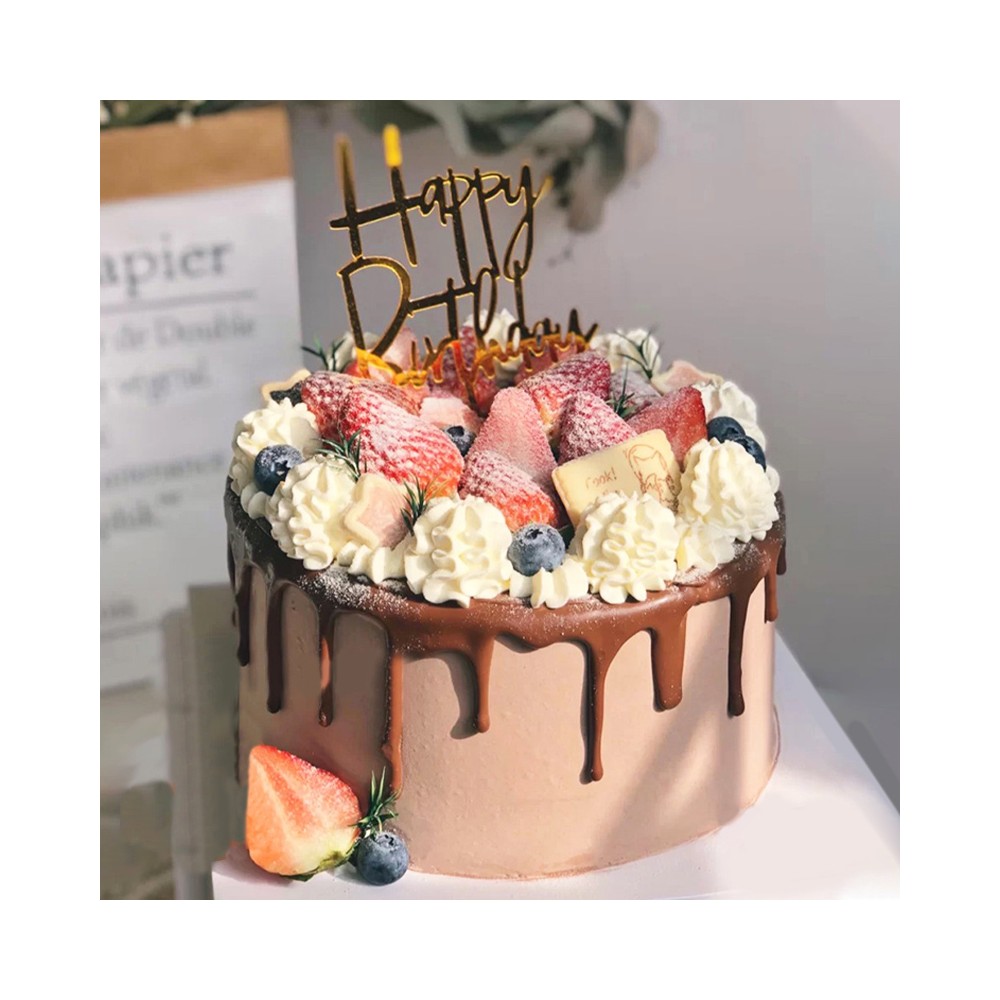 [Boutique locale] Gâteau d'anniversaire aux fraises et au chocolat
