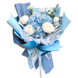 Le bouquet de fleurs « Lune bleue »