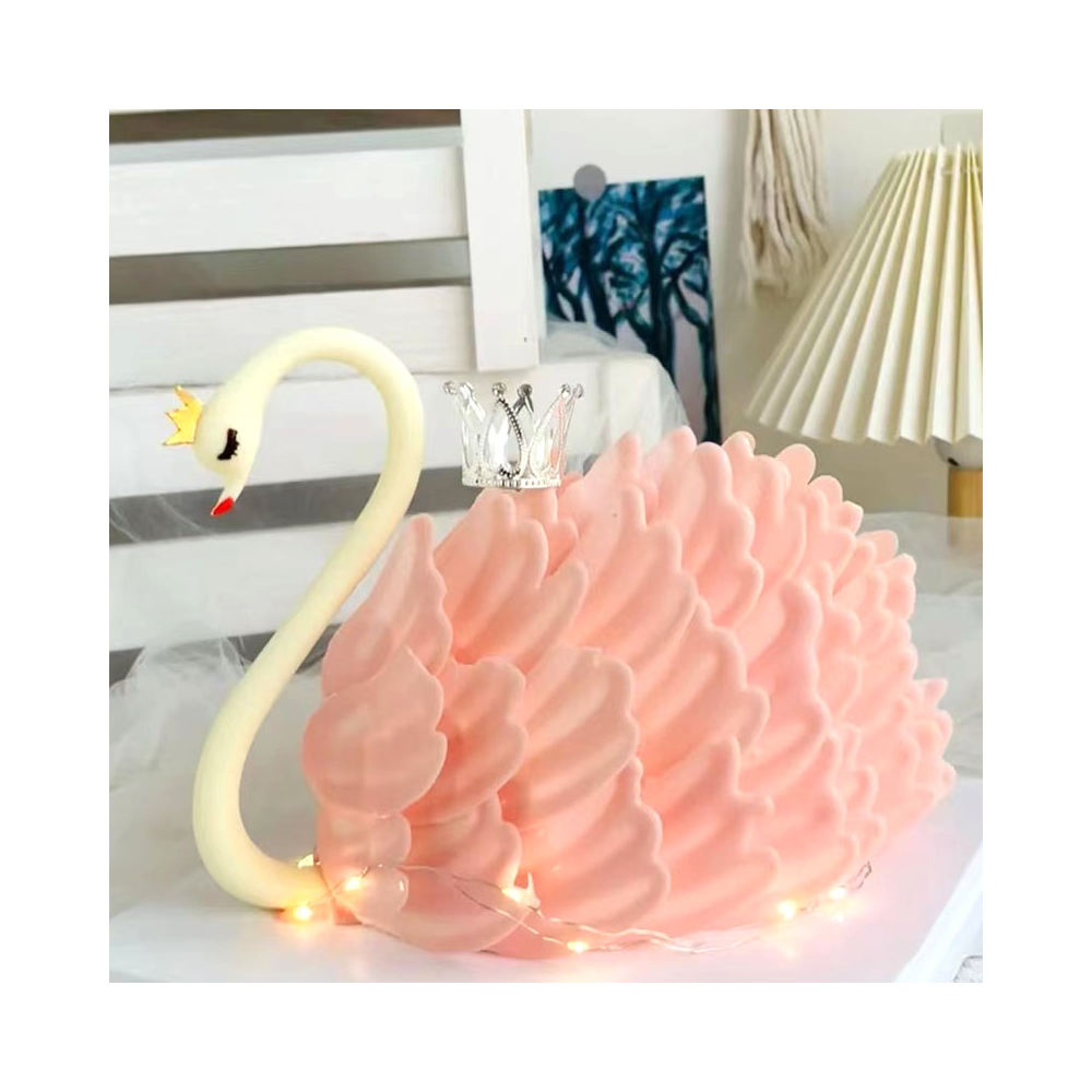bolo de aniversário em forma de cisne rosa