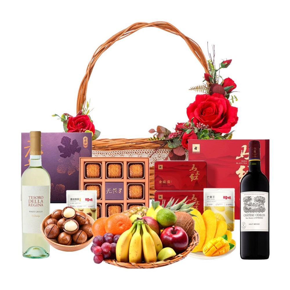 Panier-cadeau du festival de la mi-automne avec des gâteaux de lune, du thé et des roses rouges