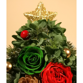 Mini Christmas Tree Composed of Preserved Flowers