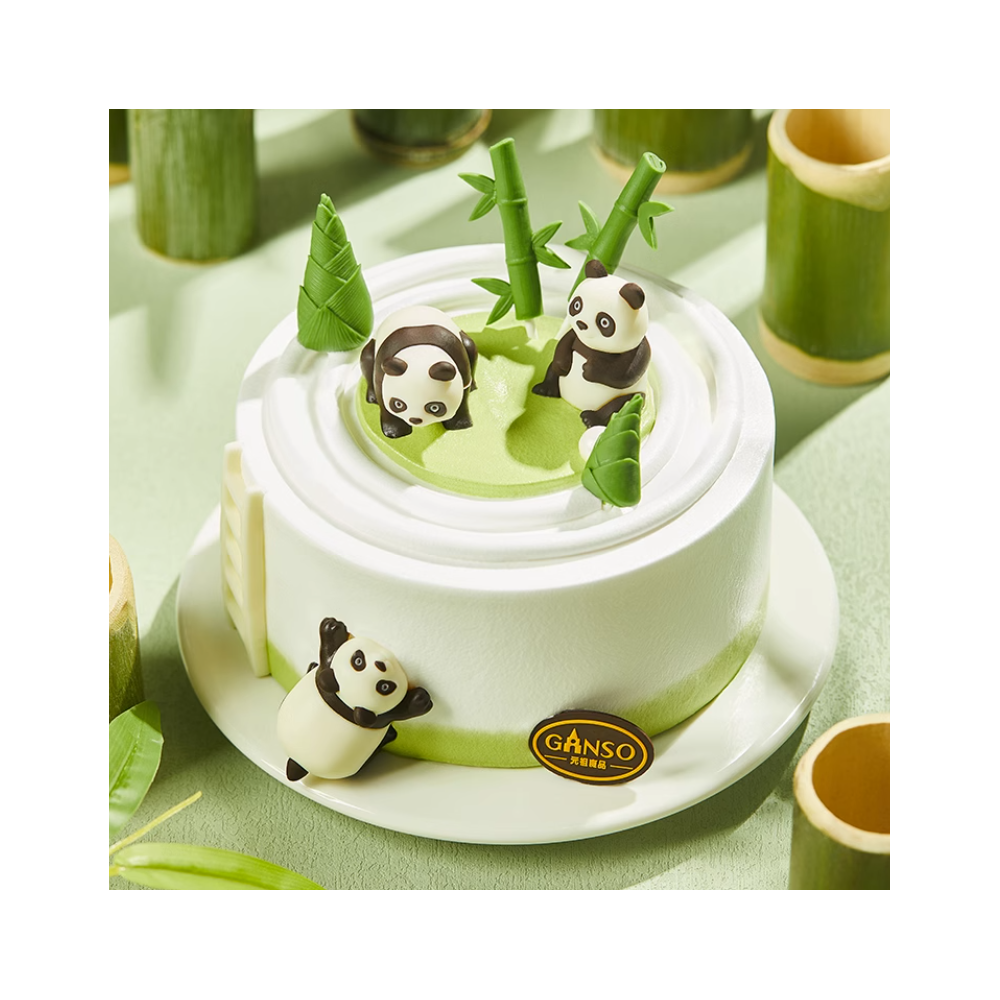熊猫主题圆形生日蛋糕