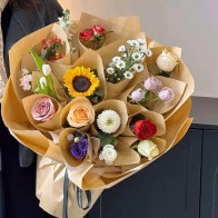 16송이 꽃다발 «펫타스 믹스»