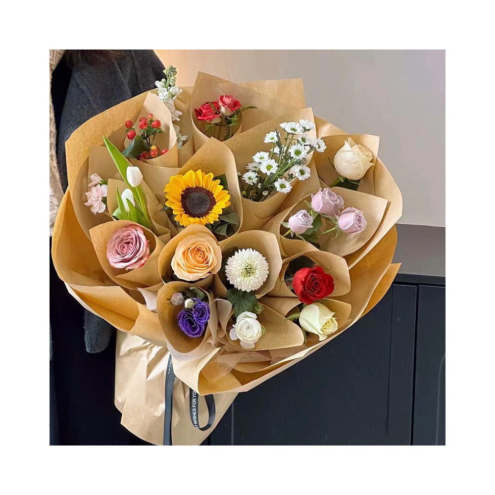 16朵花的花束«花瓣混合»