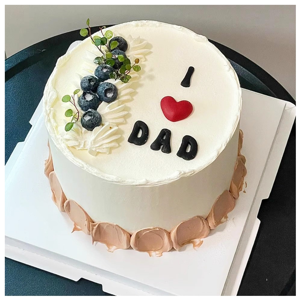 Bolo de aniversário redondo "Eu amo papai" com mirtilos