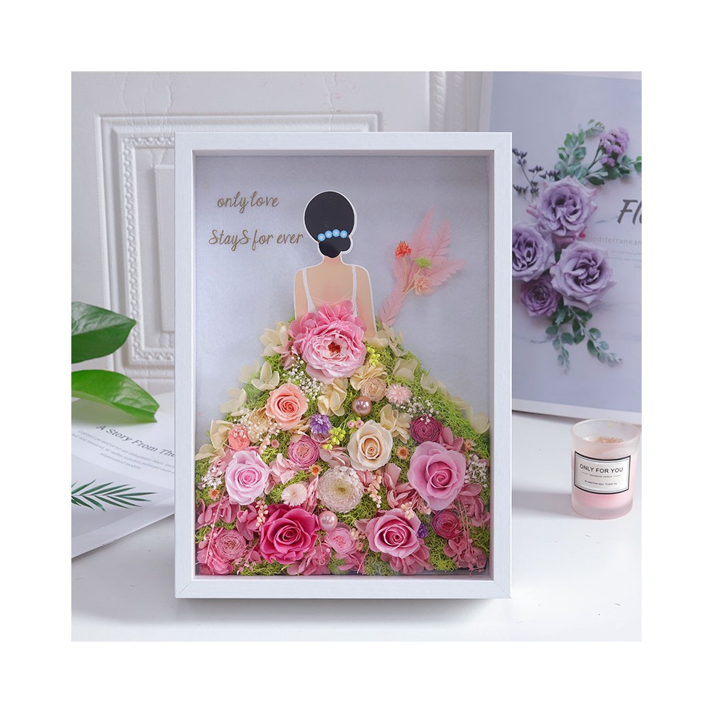 Moldura Flores Eternas – Design Elegante de Vestido Floral para Senhora
