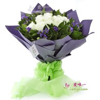 The bouquet of flowers « Every moment I think of you »