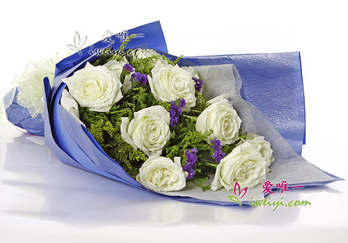 Send a bouquet of white roses to China