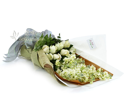 Strauß aus Champagnerrosen