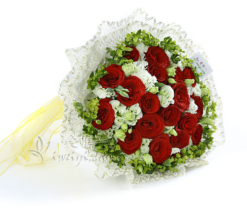 bouquet of red roses