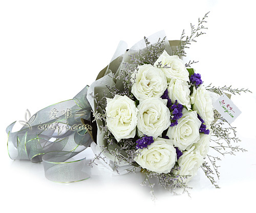 bouquet of white roses