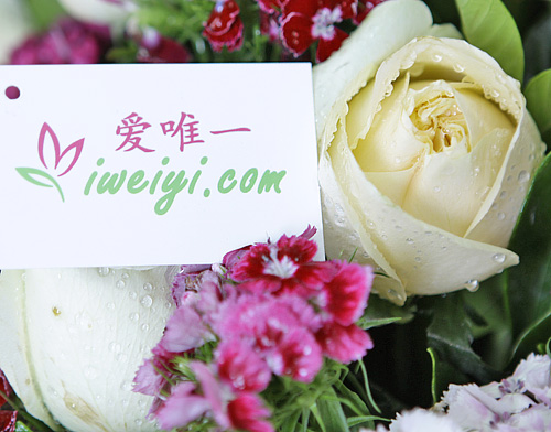 send a bouquet of champagne roses to China