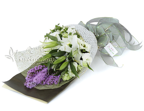 bouquet of white lilies and lilac liatris