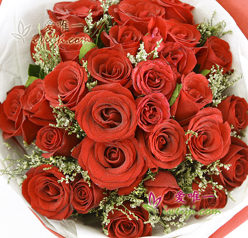 bouquet of red roses