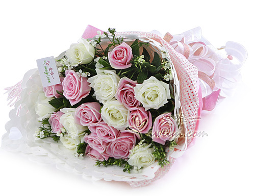 bouquet of pink and white roses