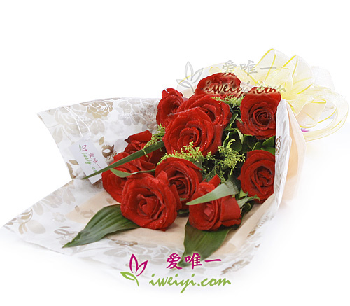 bouquet of red roses