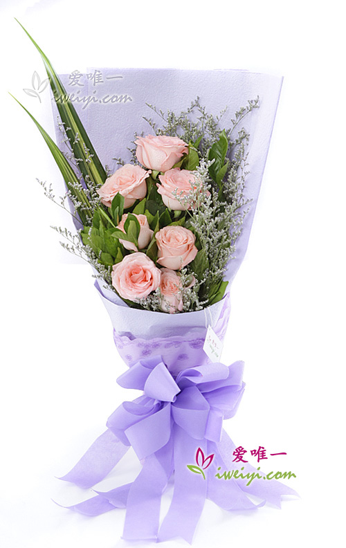 Le bouquet de fleurs « Special romance »