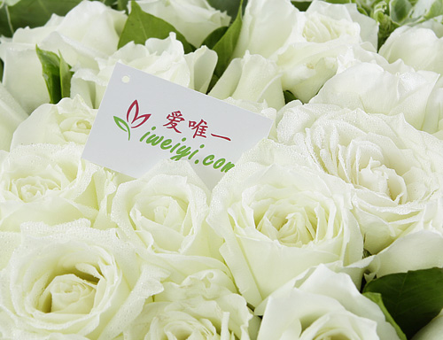 send a bouquet of white roses to China