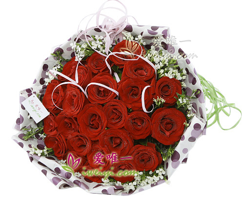 bouquet of red roses