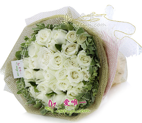 send a bouquet of white roses to China