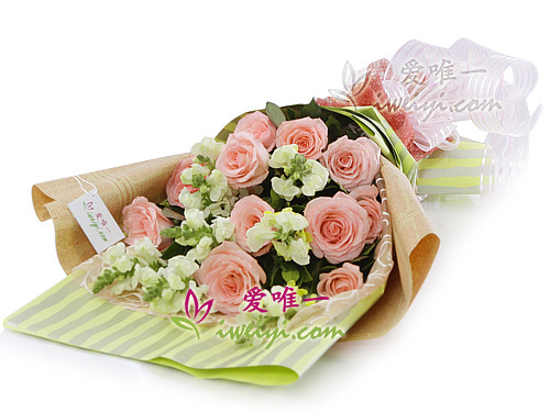 bouquet de roses de couleur rose