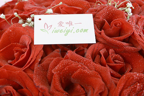 send a bouquet of 99 red roses to China